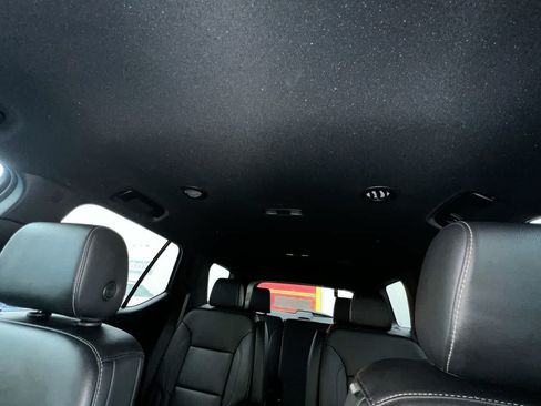 Used 2023 Chevrolet Traverse LT AWD/4WD image 22