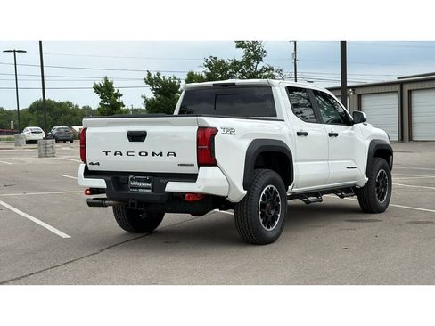 New 2026 Toyota Tacoma TRD Off-Road AWD/4WD image 6