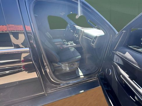 Used 2019 Ford Expedition Max XLT image 30