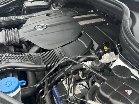 Used 2017 Mercedes-Benz GLS 450 4MATIC image 28