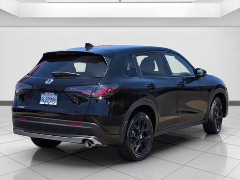 Certified 2024 Honda HR-V Sport image 5
