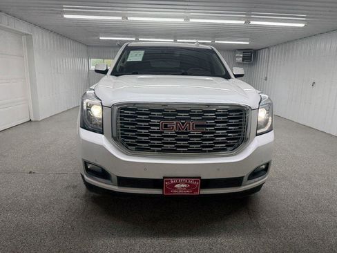 Used 2020 GMC Yukon XL Denali w/ Open Road Package AWD/4WD image 3