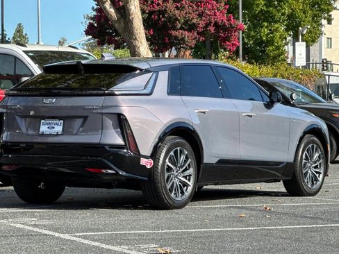 Used 2024 Cadillac Lyriq Sport AWD/4WD image 4