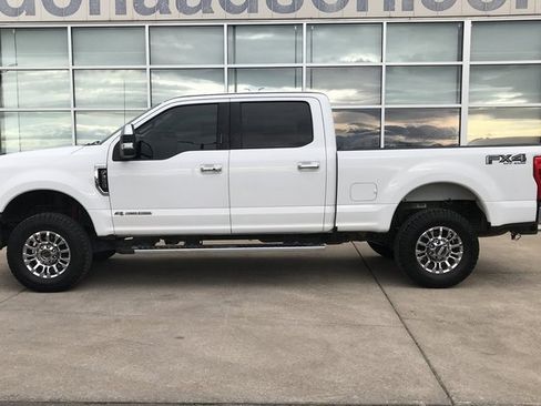 Used 2017 Ford F350 Lariat w/ Lariat Ultimate Package image 5