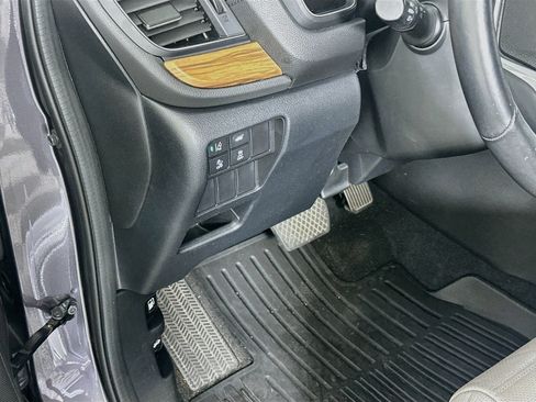 Used 2022 Honda CR-V Touring image 17