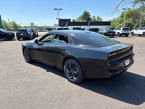 New 2026 Dodge Charger R/T AWD/4WD image 4