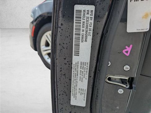 Used 2022 Dodge Charger SXT w/ Leather Interior Group image 15