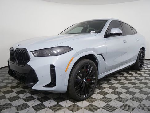New 2027 BMW X6 xDrive40i w/ Climate Comfort Package AWD/4WD image 7