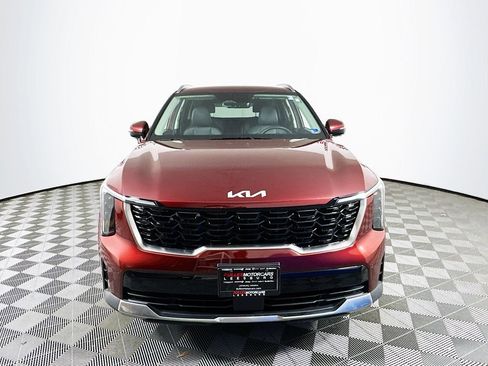 Used 2025 Kia Sorento EX image 2