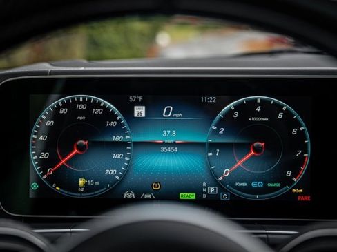 Used 2023 Mercedes-Benz GLE 63 AMG S image 38