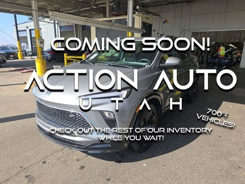 Used 2024 Buick Encore GX Sport Touring image 1