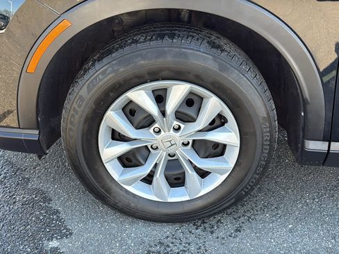 Used 2023 Honda CR-V LX image 10