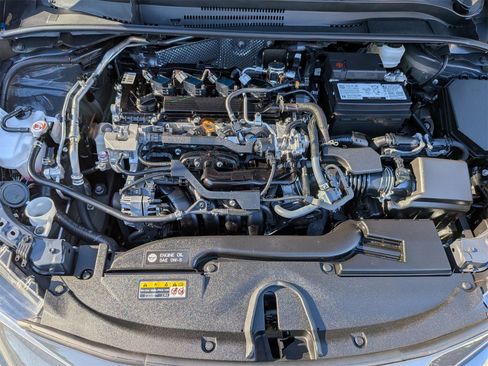 Used 2025 Toyota Corolla LE image 38
