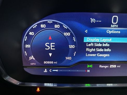 Used 2023 Chevrolet Suburban Premier image 41