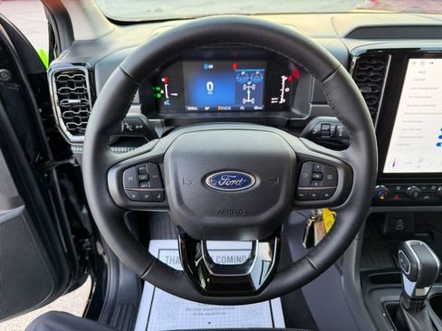 Used 2025 Ford Ranger XLT image 34