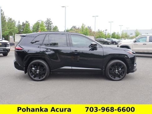 Used 2026 Toyota RAV4 XSE w/ Panoramic Sun Roof Package AWD/4WD image 8