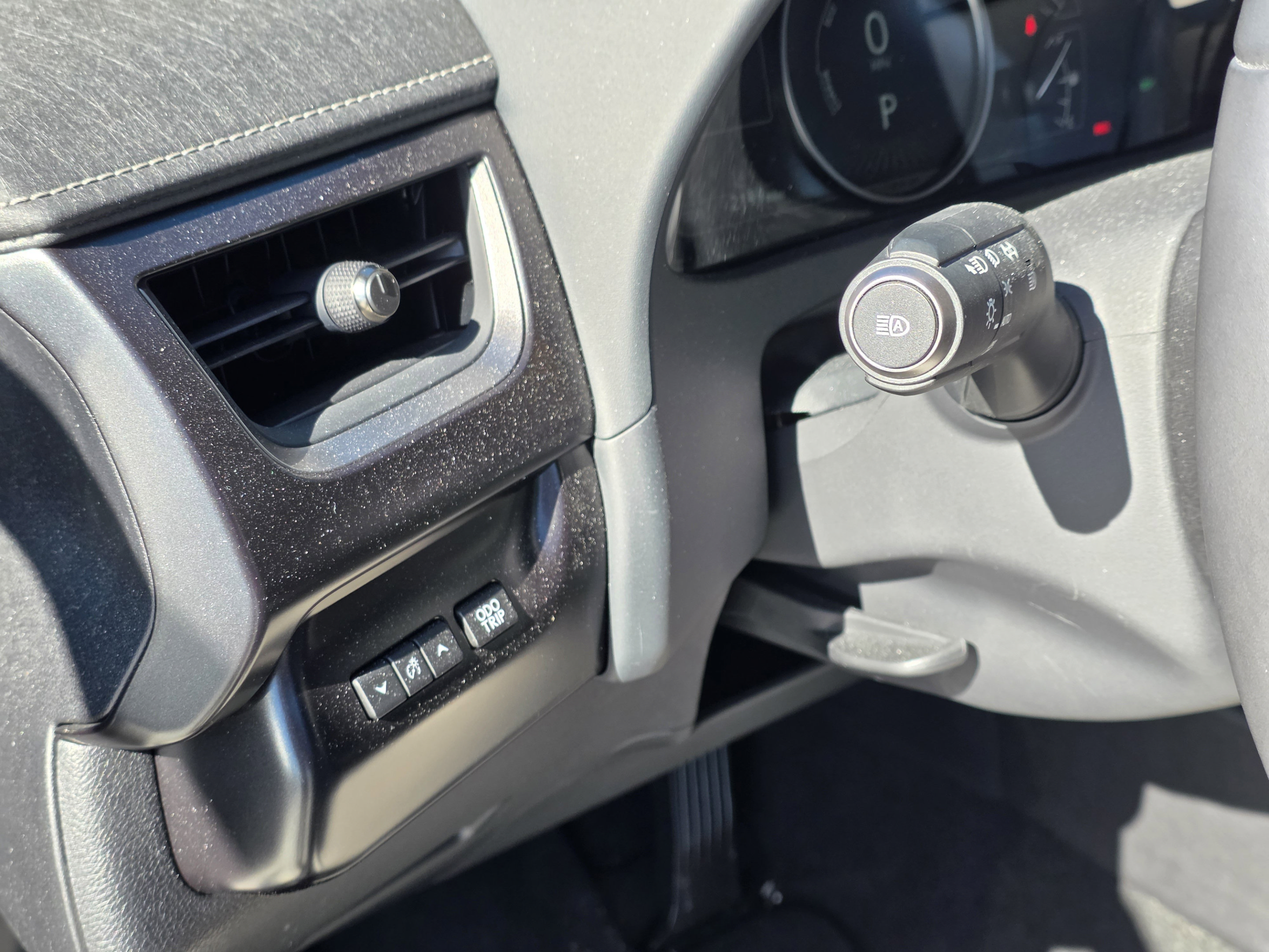 Used 2024 Lexus UX 250h FWD image 15