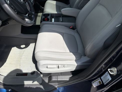 Used 2020 Honda Odyssey Elite image 16