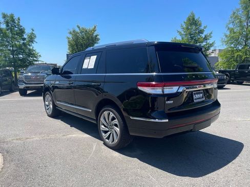 Used 2023 Lincoln Navigator Reserve RWD image 5