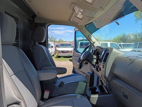Used 2020 Nissan NV 1500 SV RWD image 17