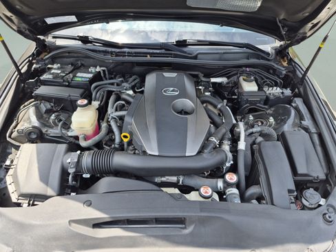 Used 2019 Lexus IS 300 F Sport w/ F Sport Package RWD image 44