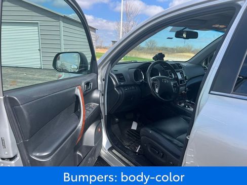 Used 2013 Toyota Highlander Limited image 10