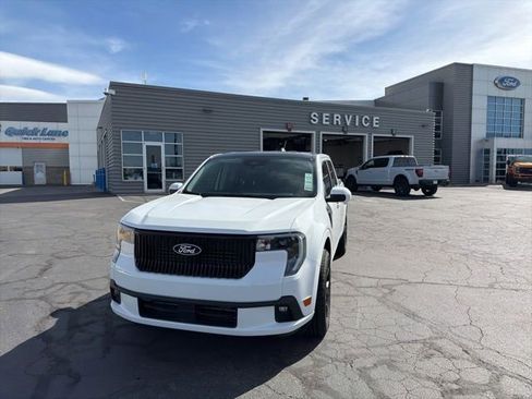 New 2025 Ford Maverick Lobo image 50