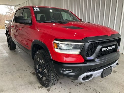 Used 2019 RAM 1500 Rebel image 25