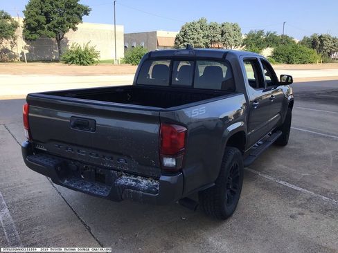 Used 2019 Toyota Tacoma SR w/ SR Convenience Package RWD image 5