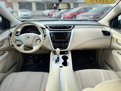 Used 2016 Nissan Murano S image 23