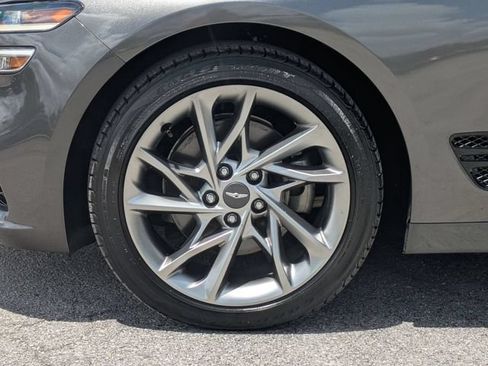 Used 2022 Genesis G70 2.0T RWD image 29