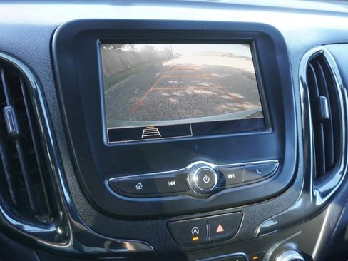 Used 2023 Chevrolet Equinox RS w/ LPO, Floor Liner Package image 21