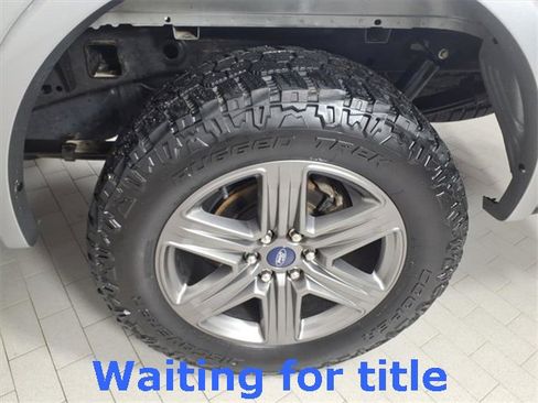 Used 2020 Ford F150 Lariat w/ Equipment Group 502A Luxury image 19