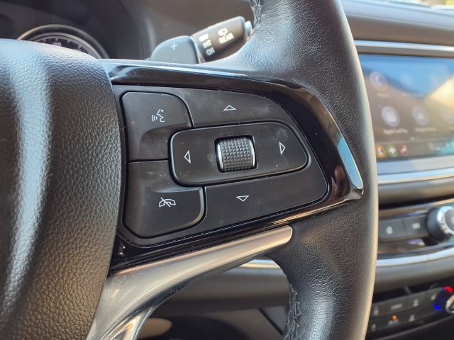 Used 2023 Buick Enclave Essence FWD image 17