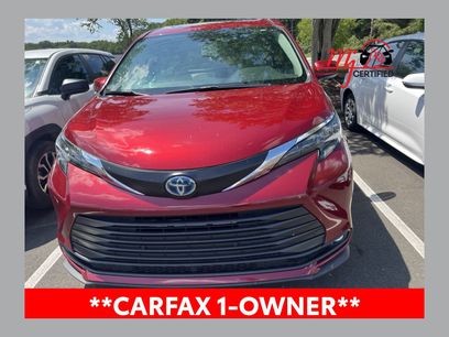 Used 2025 Toyota Sienna XLE