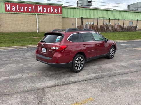 Used 2016 Subaru Outback 2.5i Limited AWD/4WD image 3
