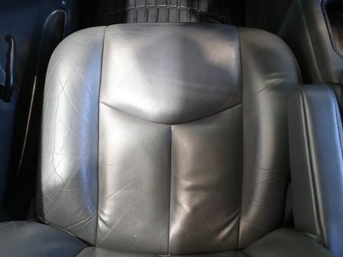 Used 2006 Chevrolet Silverado 2500 W/T AWD/4WD image 76