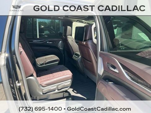Certified 2021 Cadillac Escalade ESV Sport Platinum AWD/4WD image 9