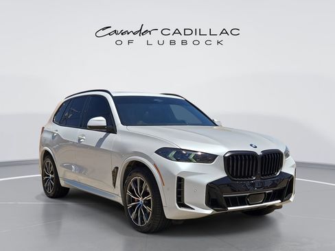 Used 2024 BMW X5 xDrive40i w/ M Sport Package AWD/4WD image 1