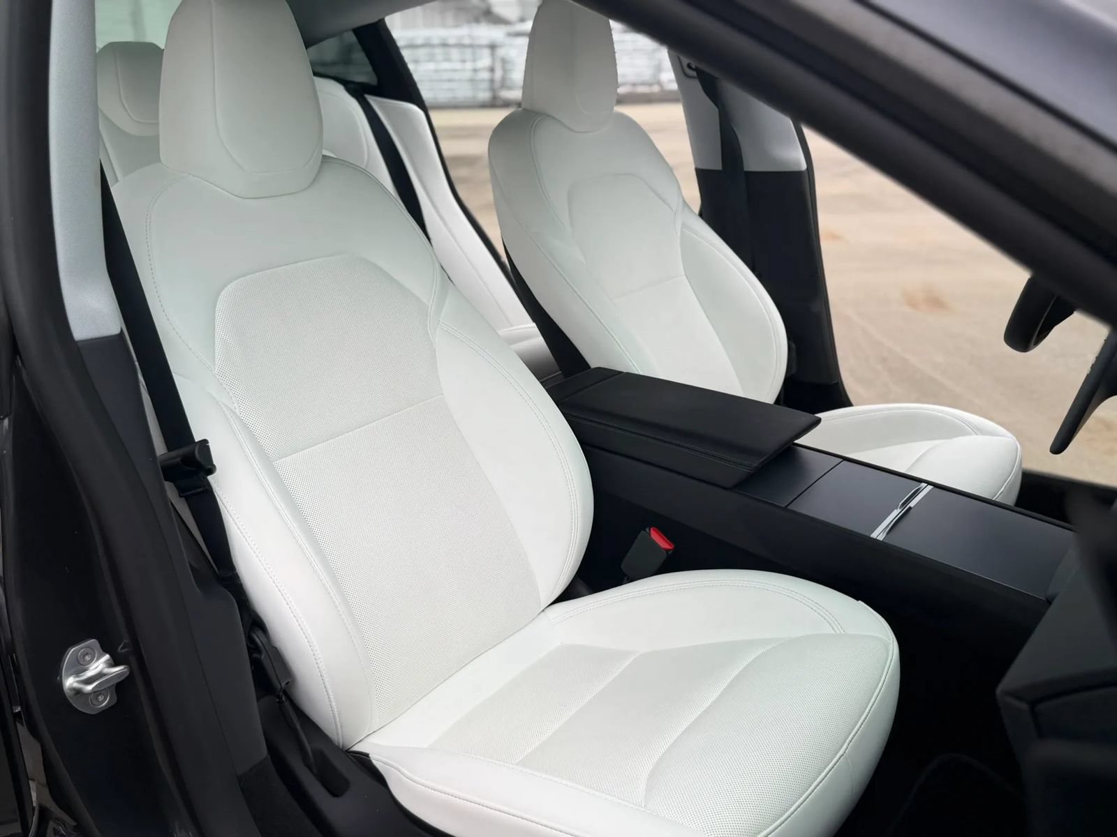 Used 2025 Tesla Model 3 Long Range RWD image 24