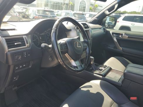 Used 2020 Lexus GX 460 Premium w/ Premium Package AWD/4WD image 10