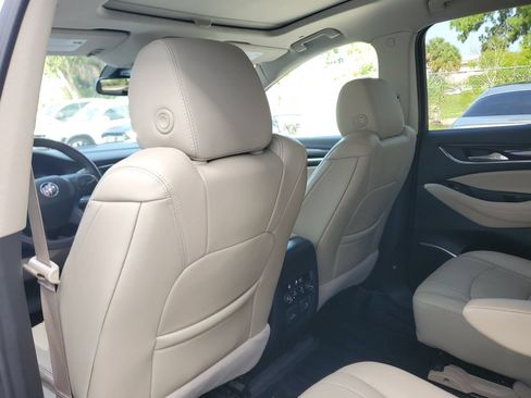Used 2020 Buick Enclave Premium w/ Sun and Sites Package AWD/4WD image 17