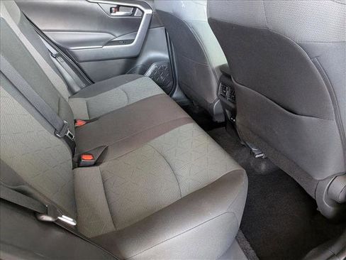 Used 2024 Toyota RAV4 XLE FWD image 18