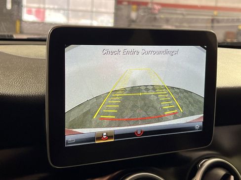 Used 2019 Mercedes-Benz GLA 250 4MATIC image 19