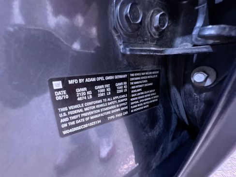 Used 2011 Buick Regal CXL image 39