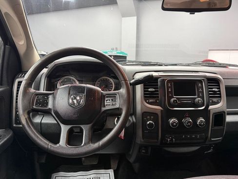 Used 2016 RAM 2500 Tradesman w/ Chrome Appearance Group AWD/4WD image 16