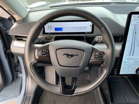 Used 2023 Ford Mustang Mach-E Select image 19
