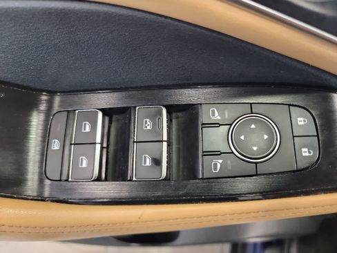Used 2022 Nissan Rogue Platinum w/ Head-Up Display Package FWD image 17