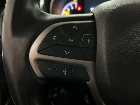 Used 2021 Jeep Grand Cherokee High Altitude AWD/4WD image 24