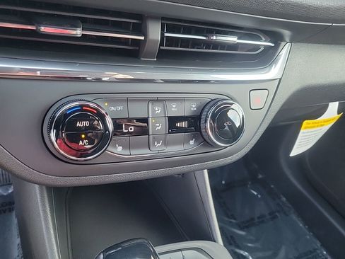 New 2026 Buick Envista Sport Touring w/ Convenience I Package FWD image 16